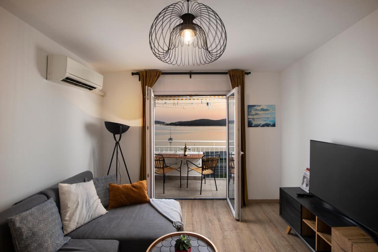Top Floor Sunset Apartment Пула Экстерьер фото